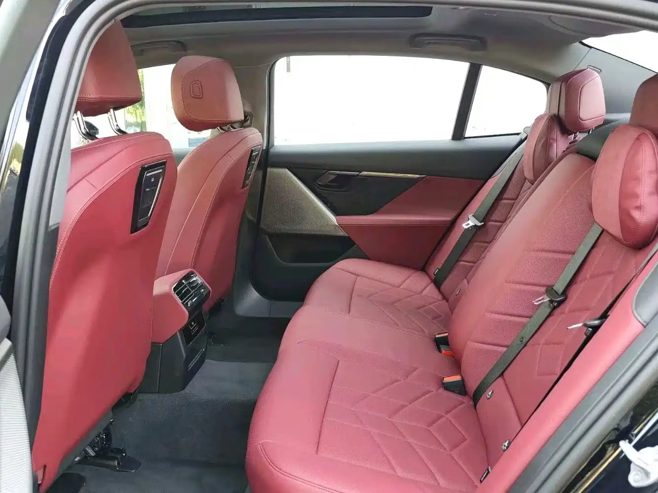 BMW i5 2025 2025 eDrive 35L M Sport Package