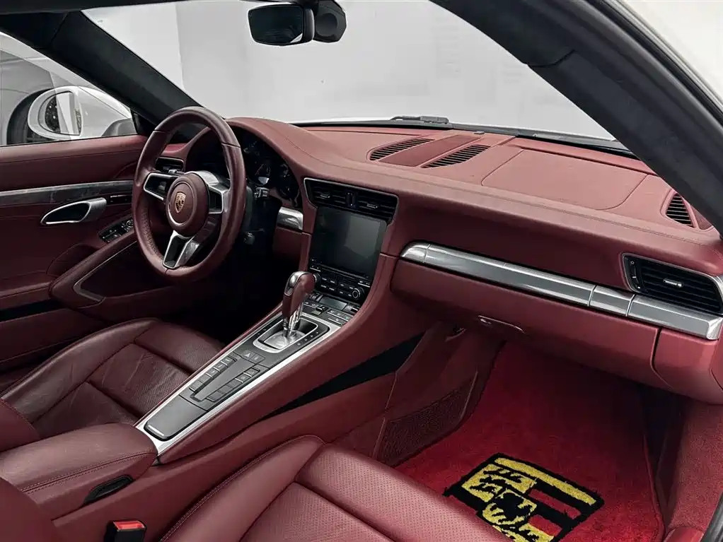 Porsche 911 2016 Carrera 3.0T фото 12