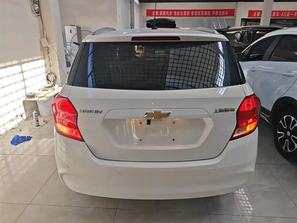 Chevrolet Lova RV 2016 1.5L Automatic Easy-Ride фото 6