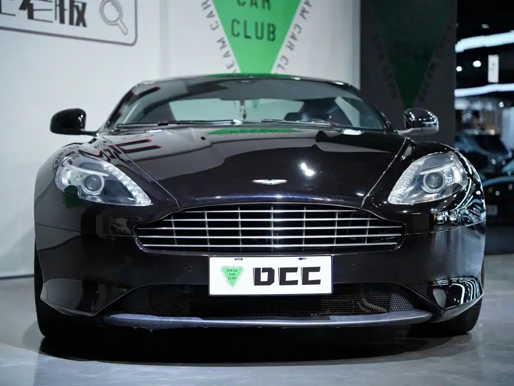 Фото 55 - Aston Martin DB9