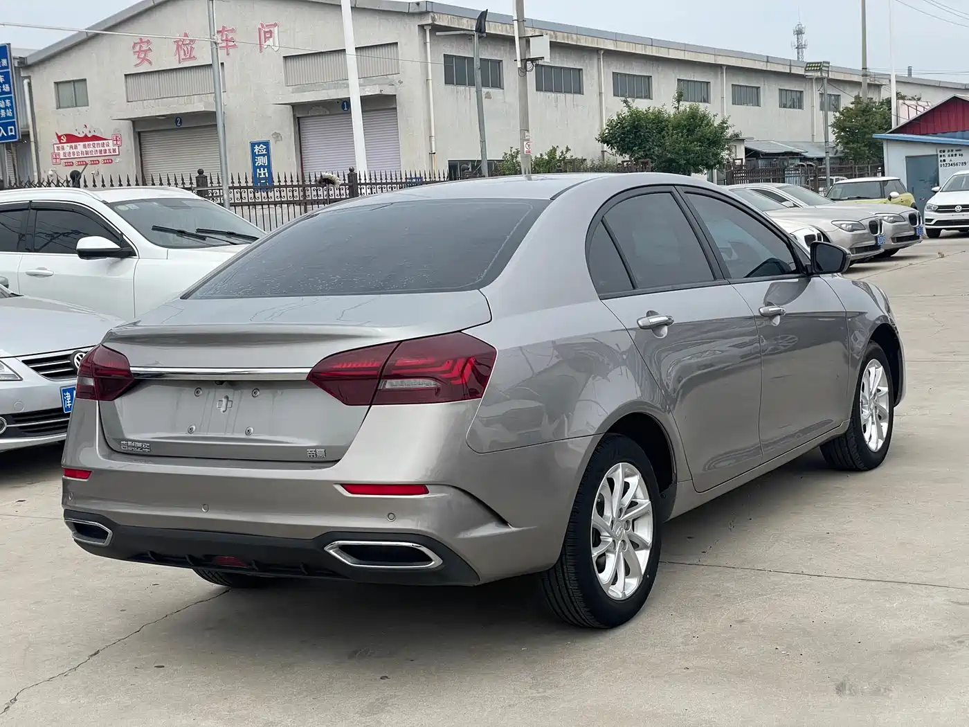 GEELY EMGRAND