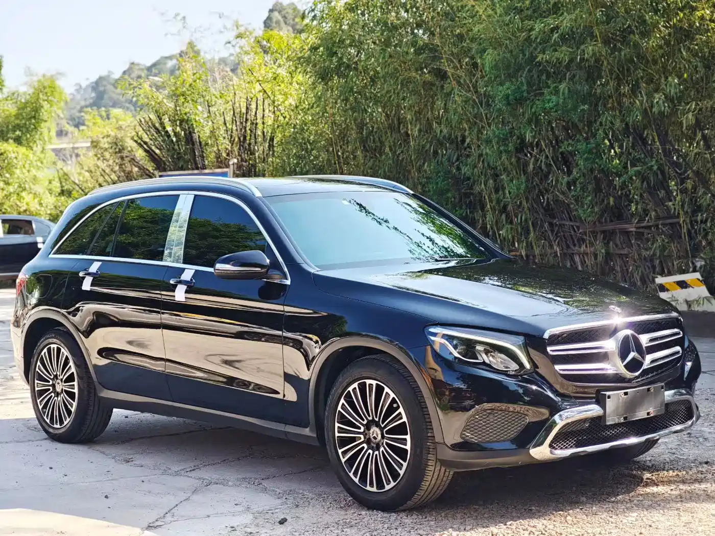 Mercedes-Benz GLC 2019 Model GLC 200 L 4MATIC фото 3