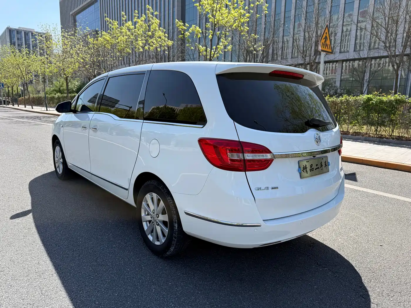 Buick GL8 2018 28T Luxury Model China VI фото 6