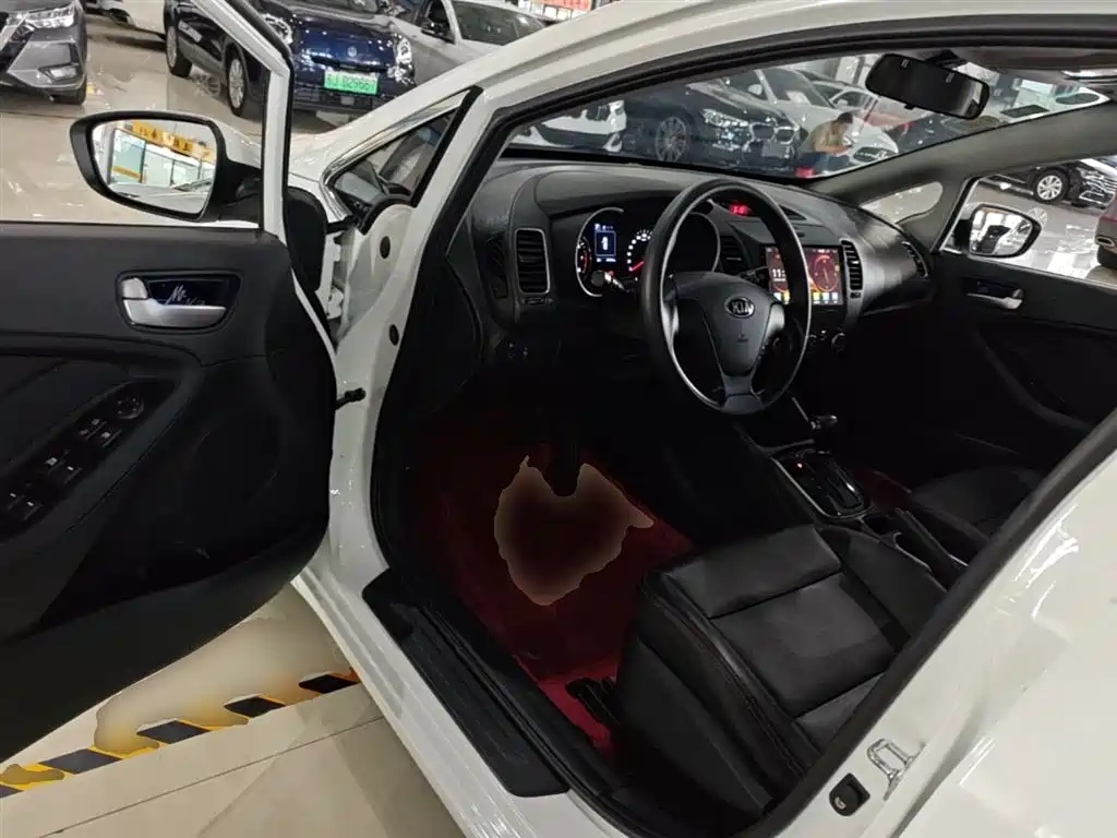 Kia K3 2017 1.6L Automatic 15th Anniversary Special GLS фото 16
