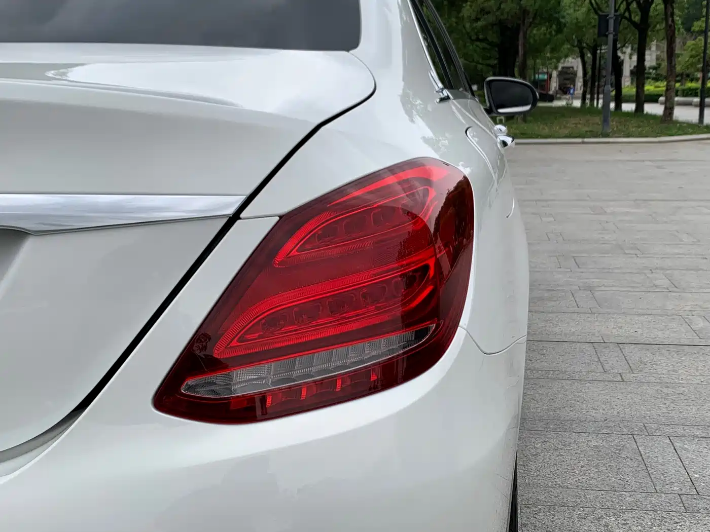 Mercedes-Benz C-Class 2017 Facelift C 200 L Sport Edition фото 12