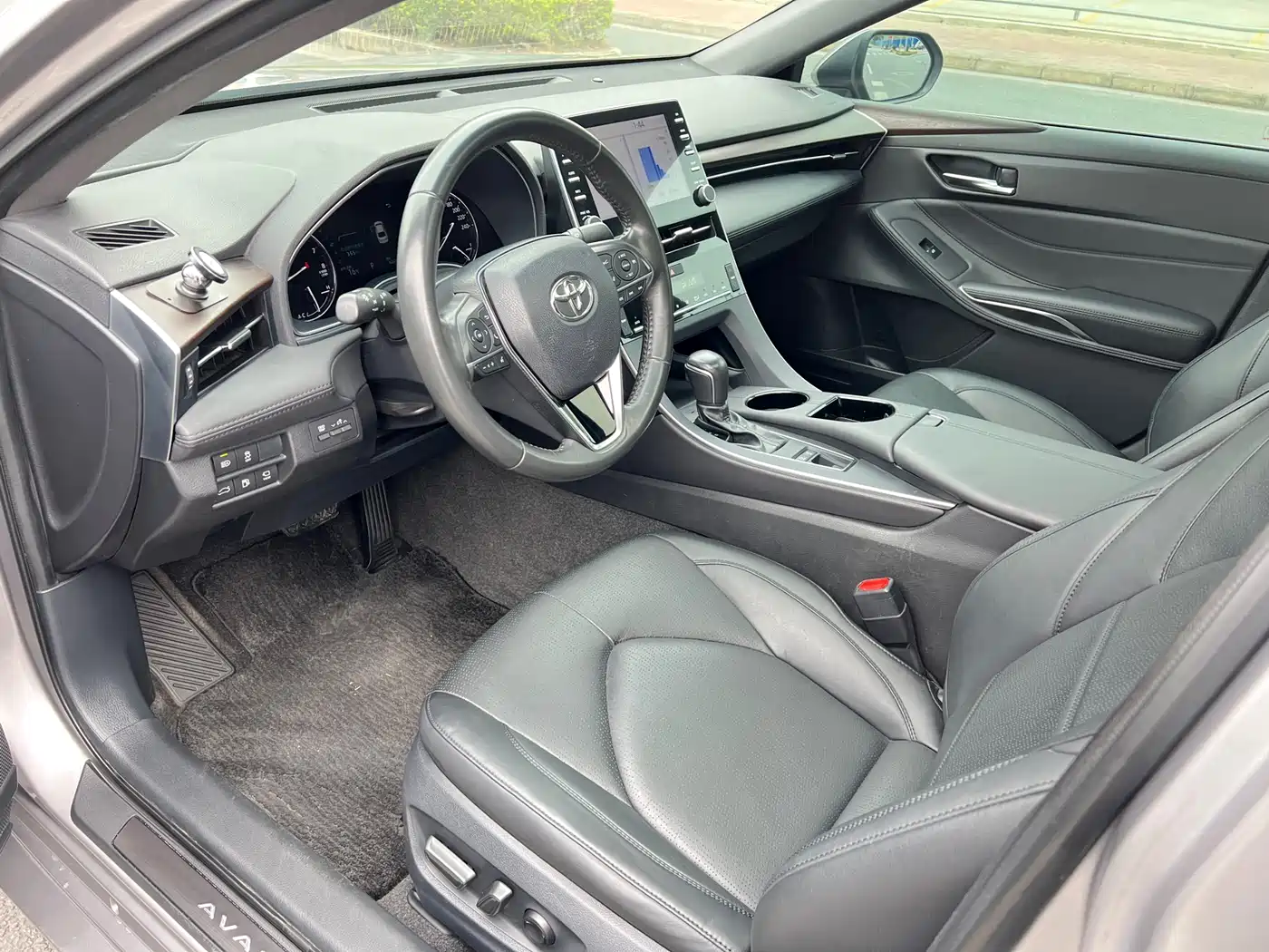 Toyota Avalon 2019 2.0L XLE Premium Edition (China VI) фото 8