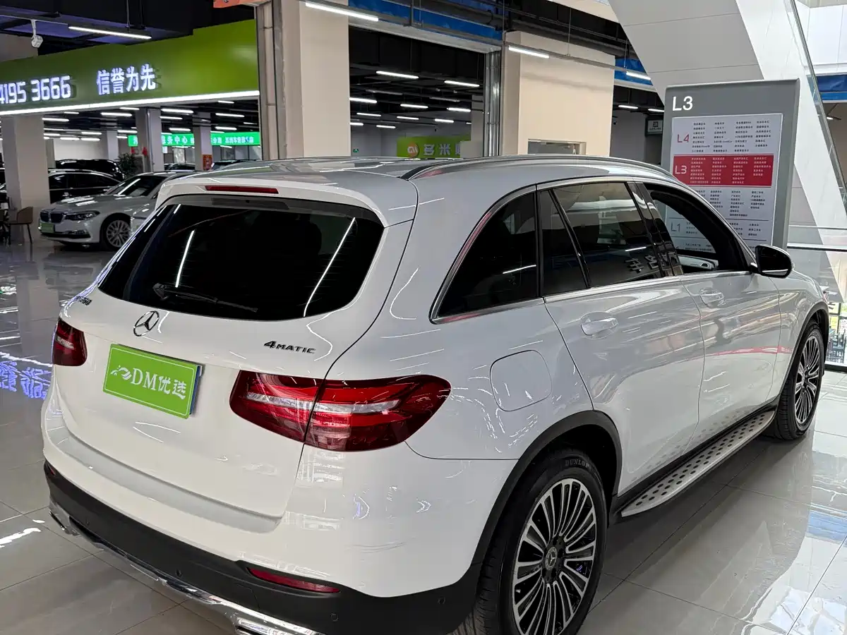 Mercedes-Benz GLC 2018 GLC 200 4MATIC фото 9