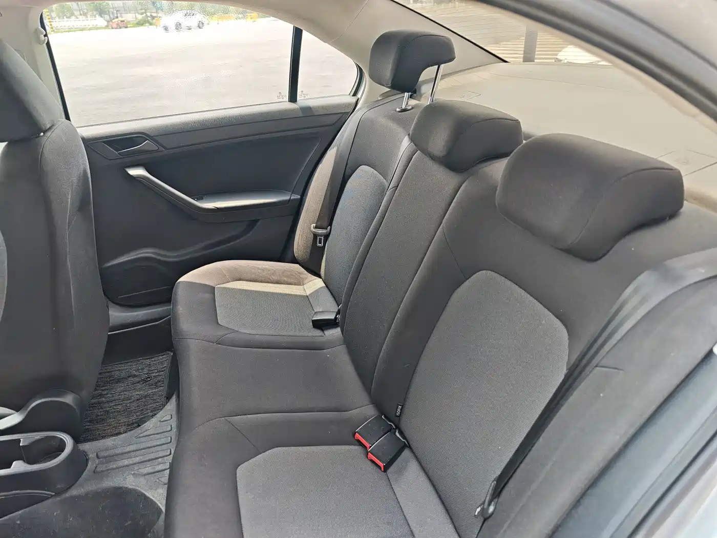 Volkswagen Jetta 2015 Value Edition 1.6L Manual Fashion фото 10