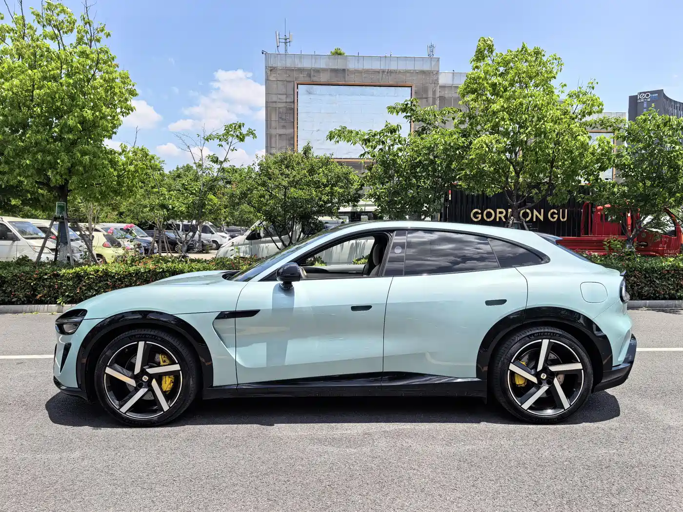 Xiaomi Auto Xiaomi YU7 2025 Ultra Long Range High Performance AWD Max Edition фото 4