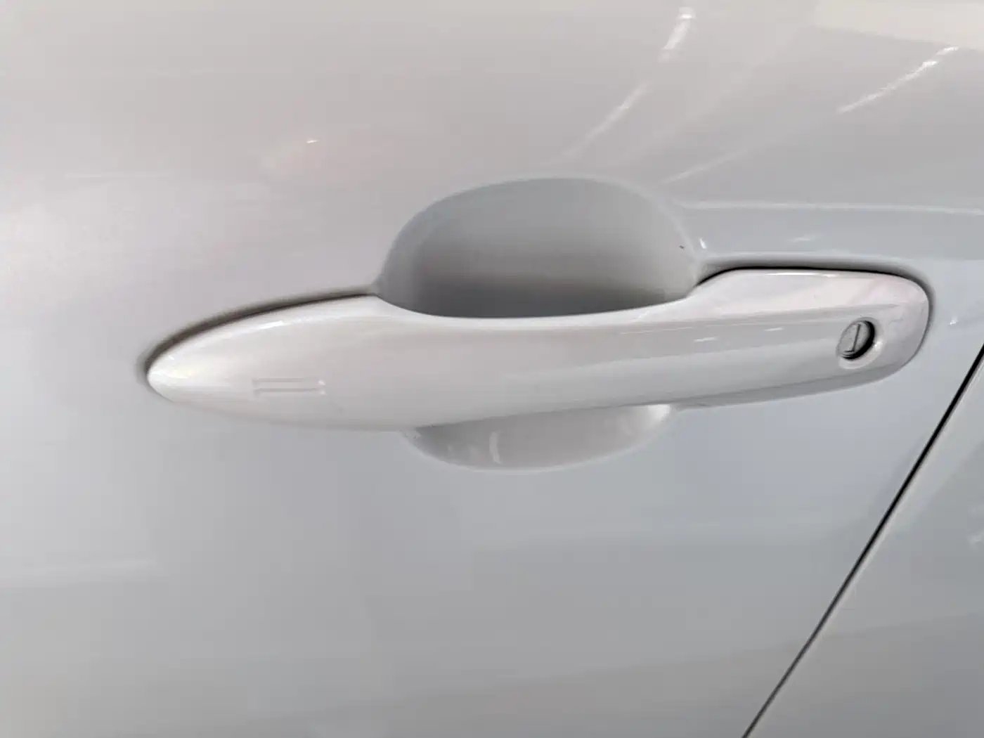 Toyota Frontlander 2023 2.0L CVT Elite Edition фото 8