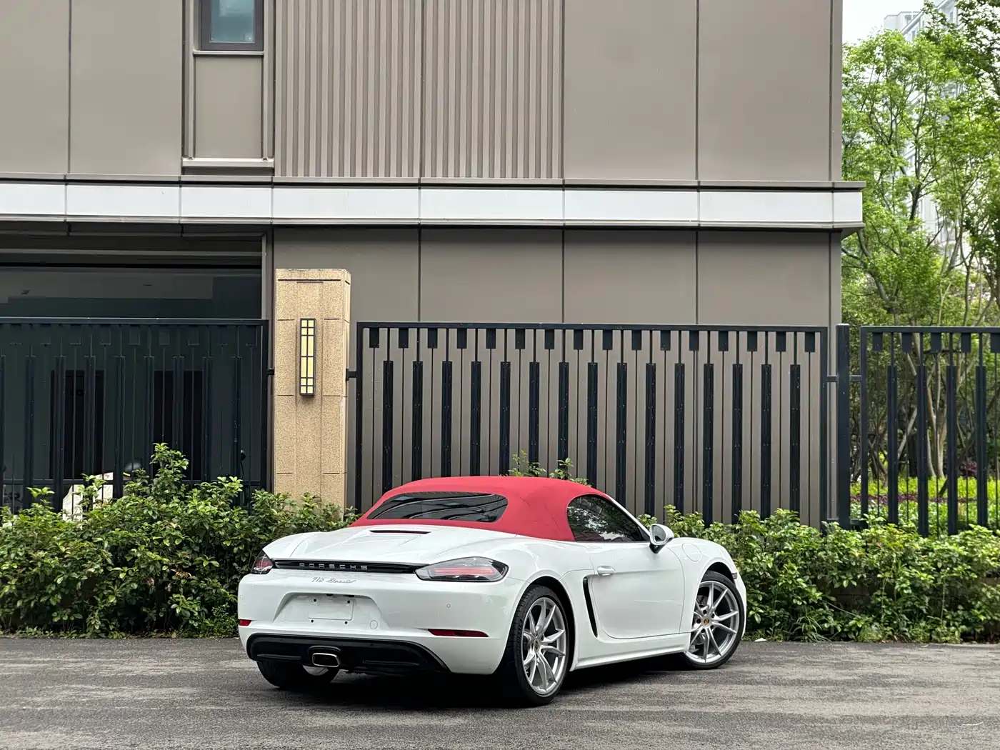 Porsche 718 2022 Boxster 2.0T фото 5