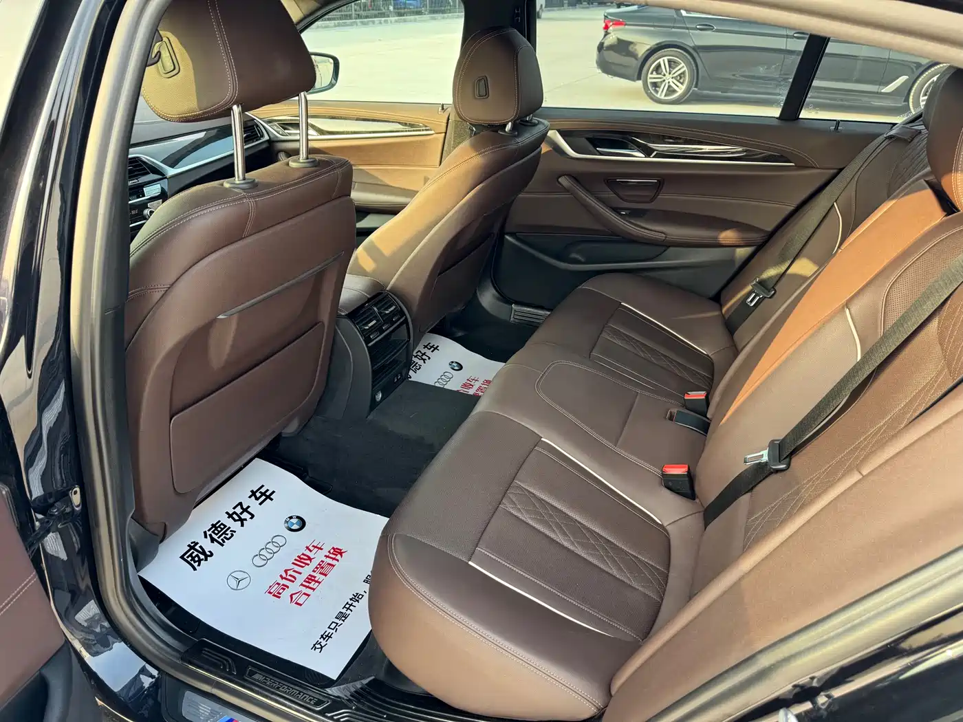 BMW 5 Series 2021 525Li M Sport Package фото 11