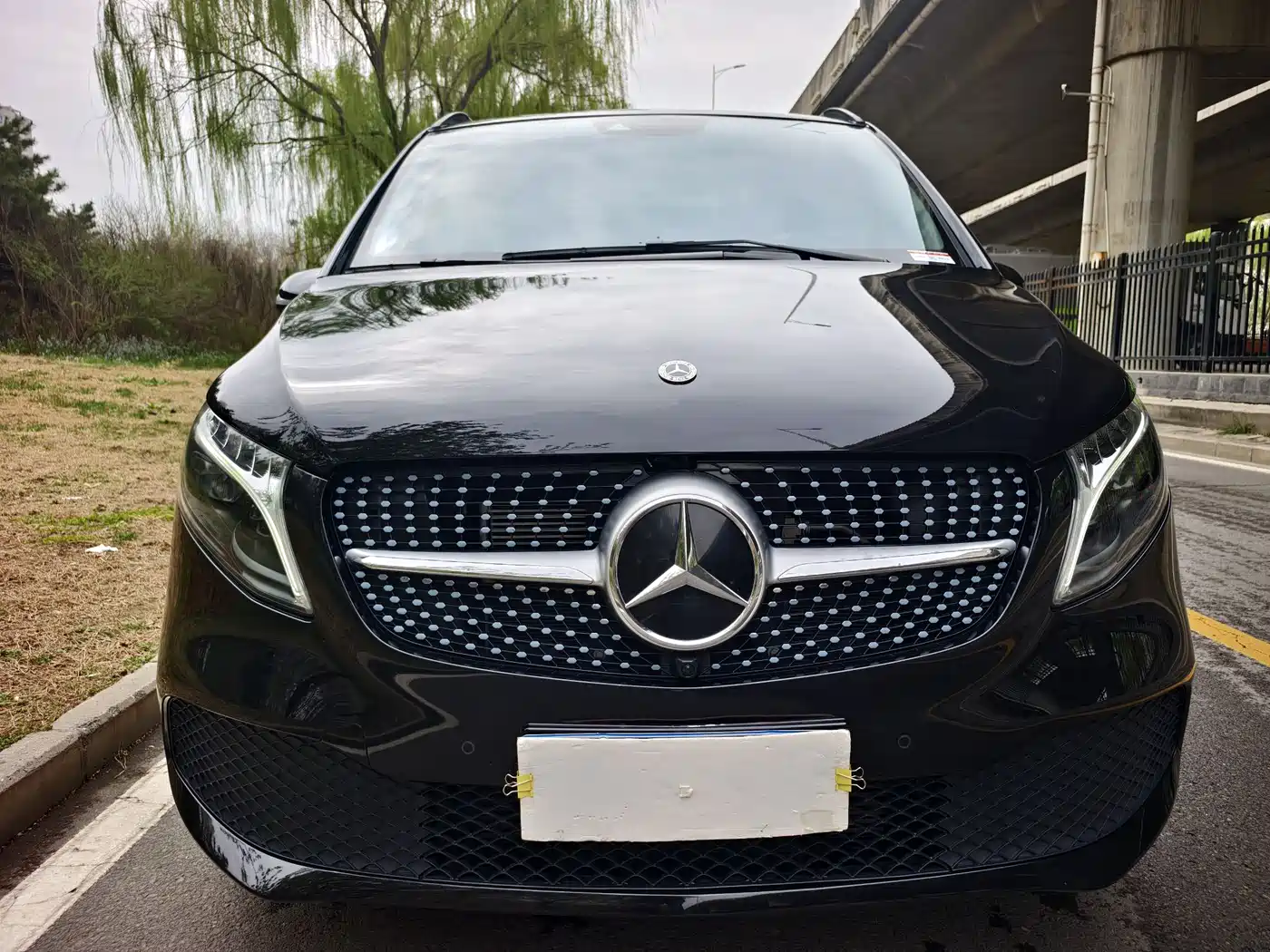 MERCEDES-BENZ V CLASS