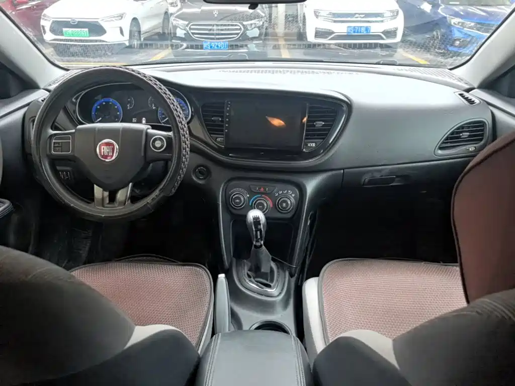 Fiat Viaggio 2016 2015 1.4T Manual Delight Edition
