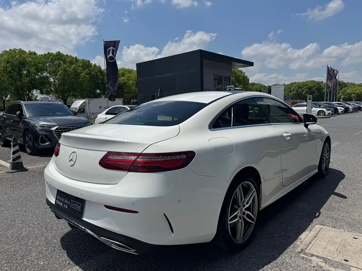 Mercedes-Benz E-Class (Import) 2018 E 200 Coupe фото 6