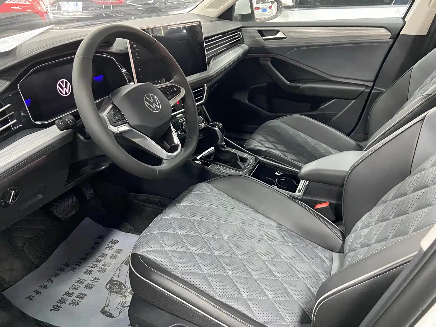 Volkswagen Sagitar 2025 300TSI DSG Surpass Edition фото 4