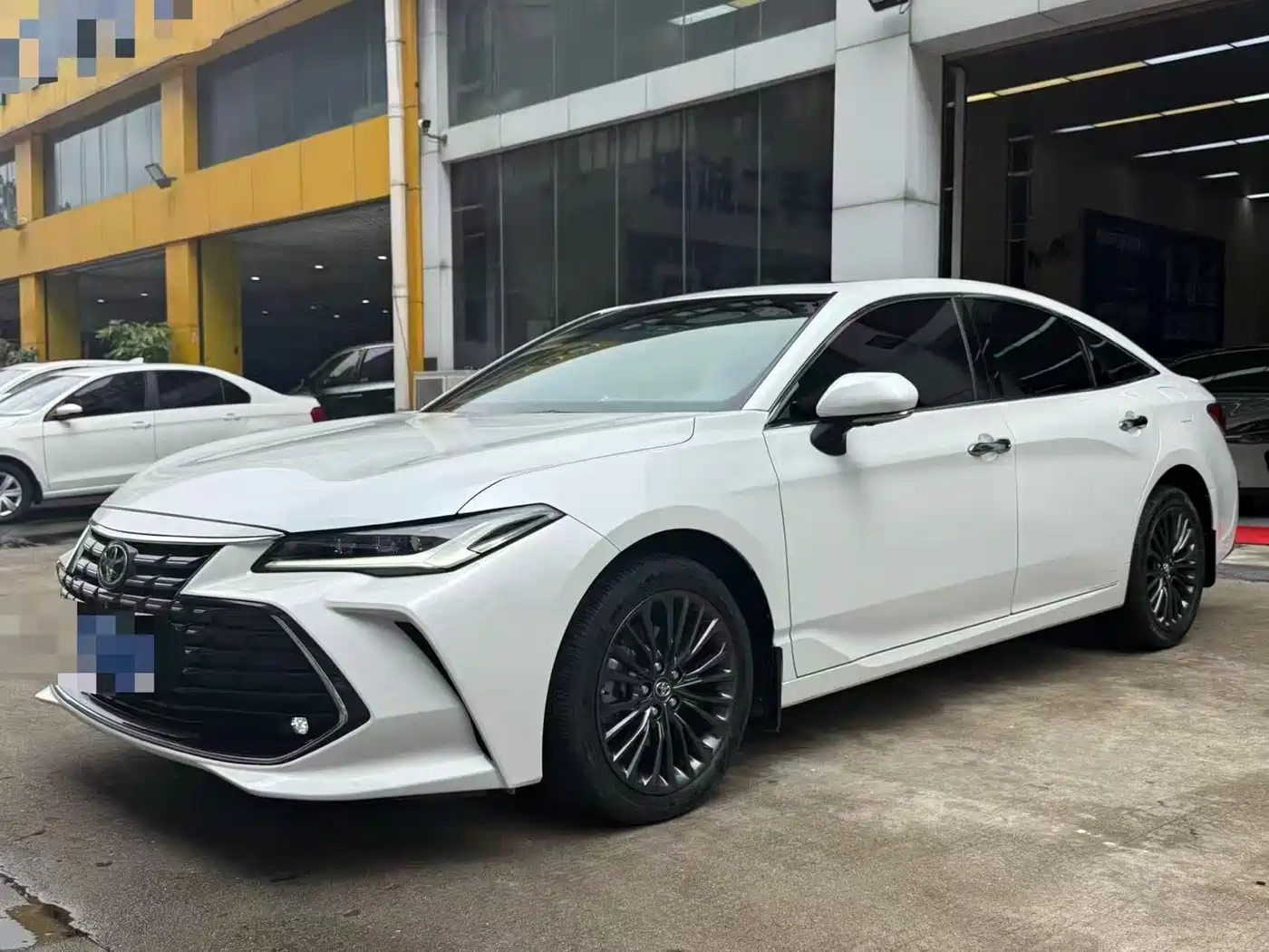 Toyota Avalon 2022 2.0L XLE Premium