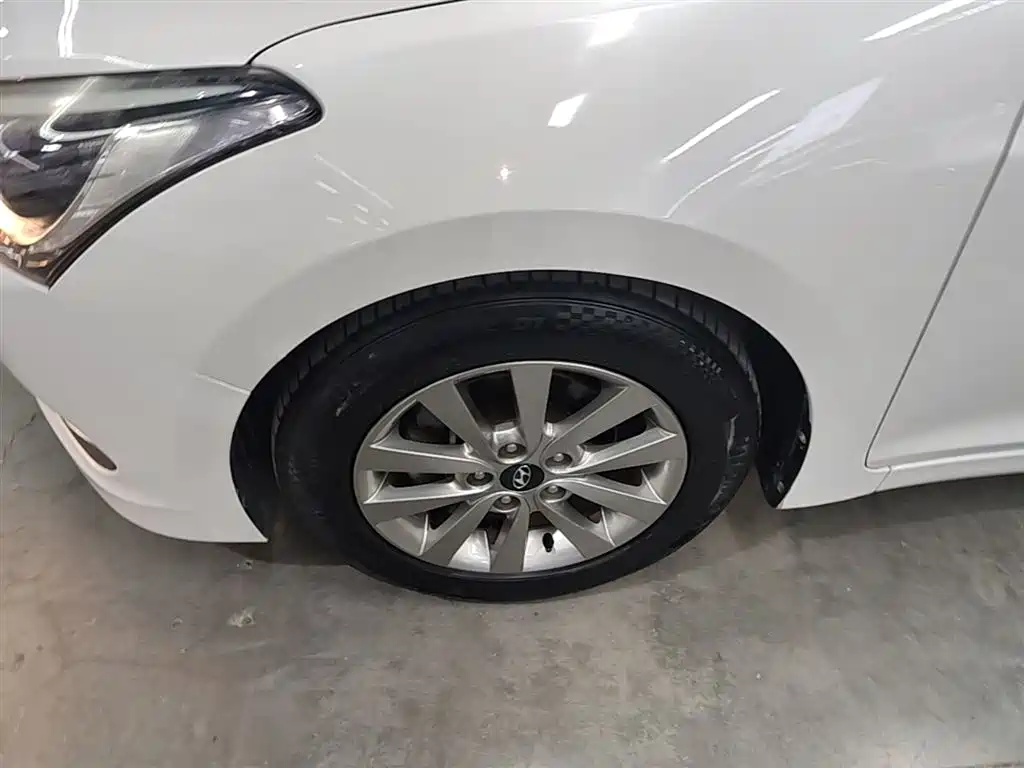 Hyundai Mistra 2014 1.8L Auto Smart GLS фото 23