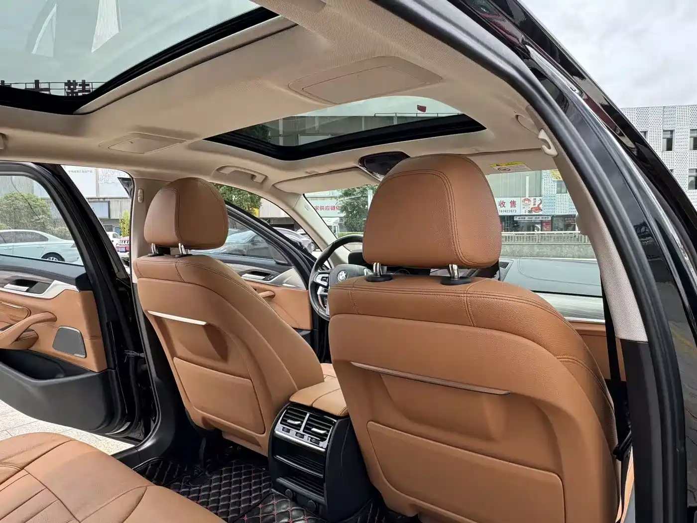 BMW 5 Series 2019 530Li Leading Luxury Package фото 23