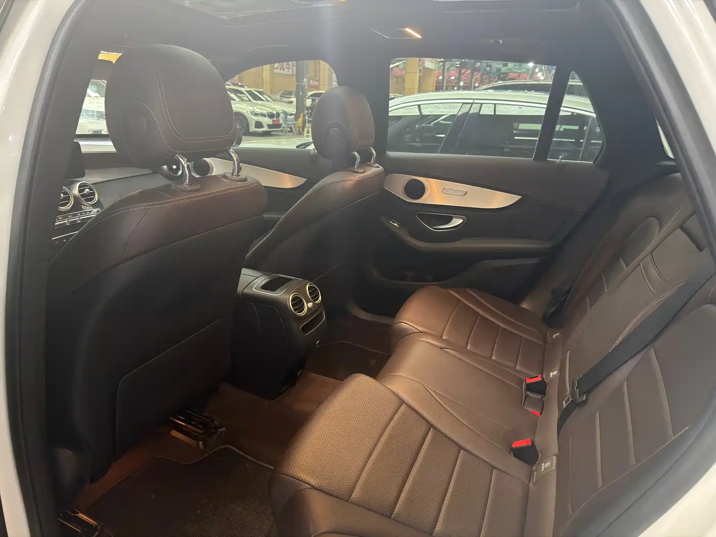 Mercedes-Benz GLC 2020 GLC 260 L 4MATIC Dynamic фото 4
