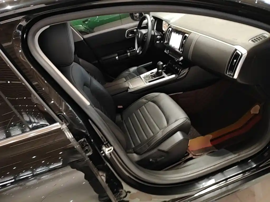 Фото 20 - Citroën C6