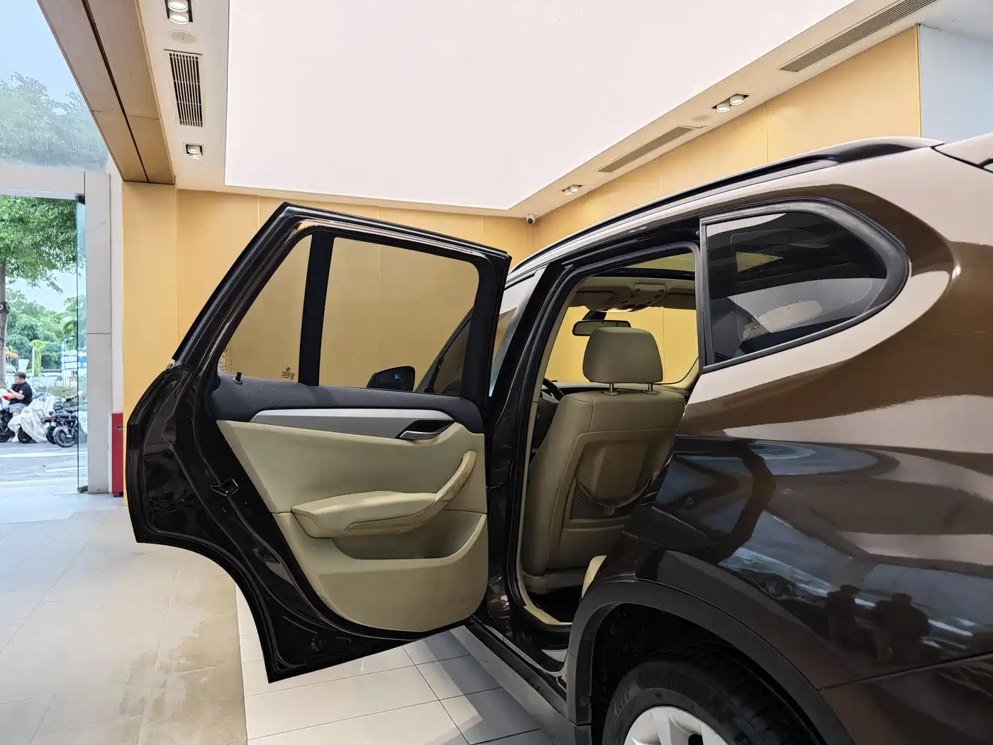 BMW X1 (Import) 2012 sDrive18i Luxury фото 21