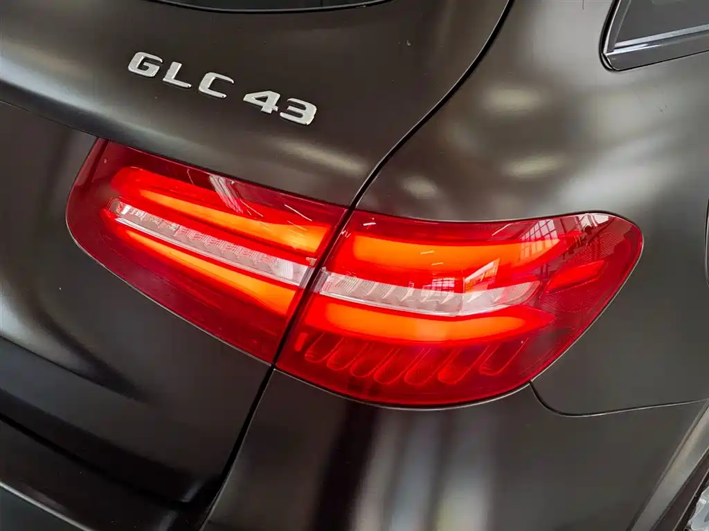 Mercedes-Benz GLC AMG 2017 AMG GLC 43 4MATIC фото 23