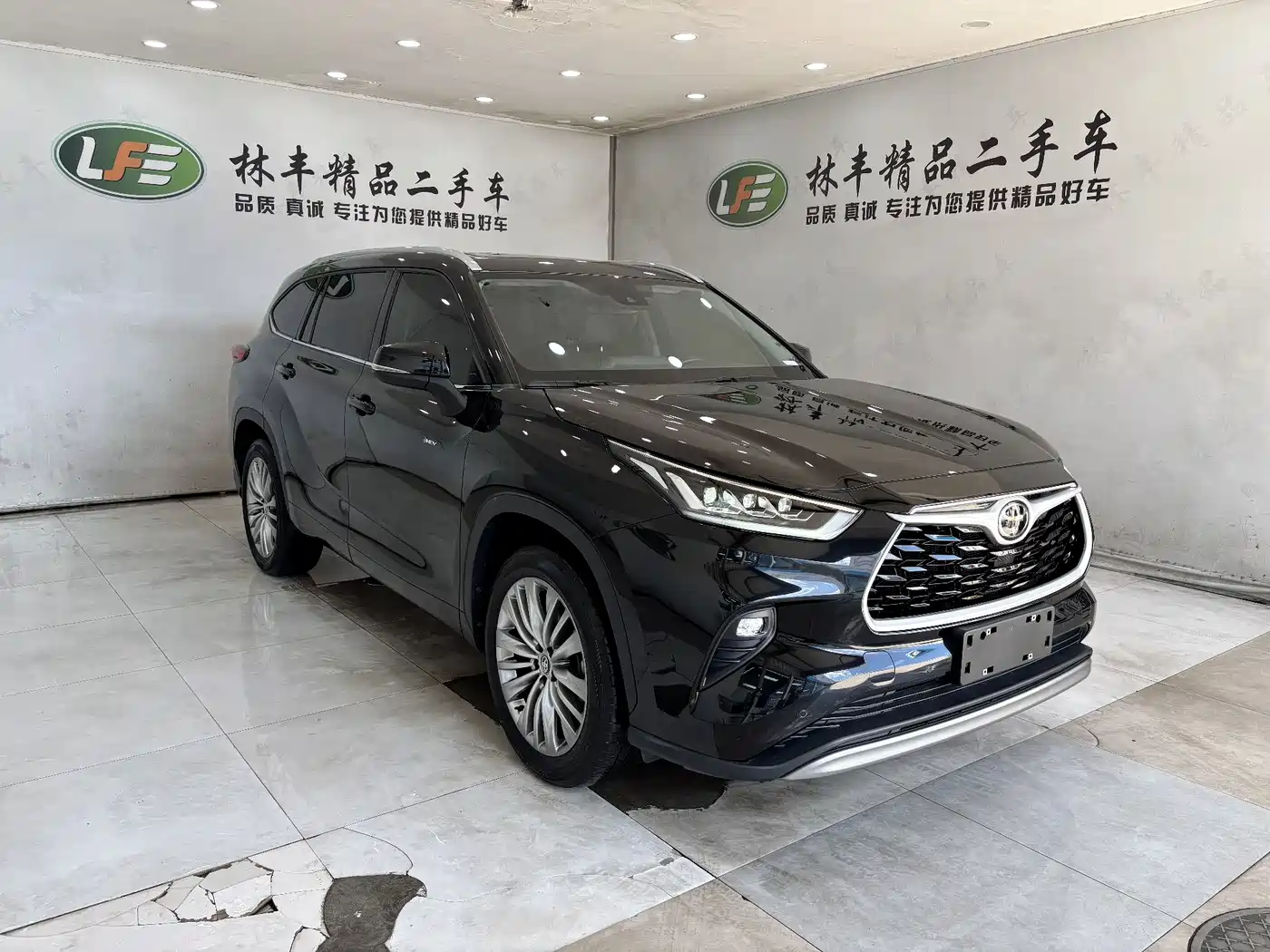 Toyota Highlander 2024 2024 2.5L Smart Hybrid 4WD Premium 7-seater