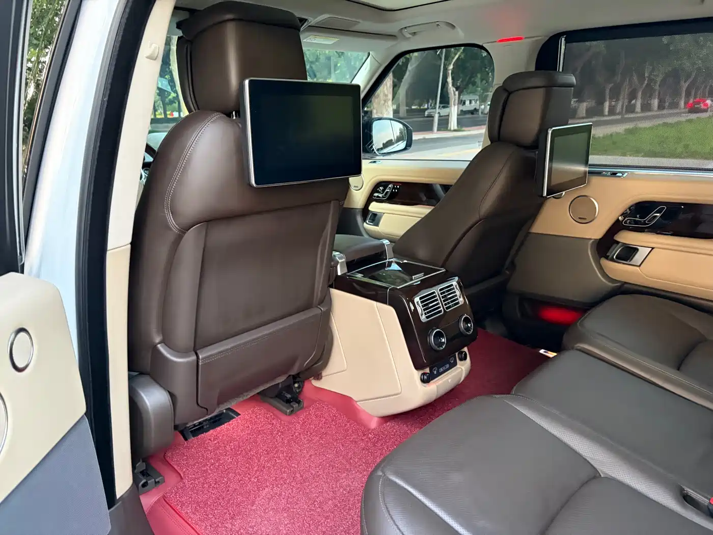 LAND ROVER RANGE ROVER