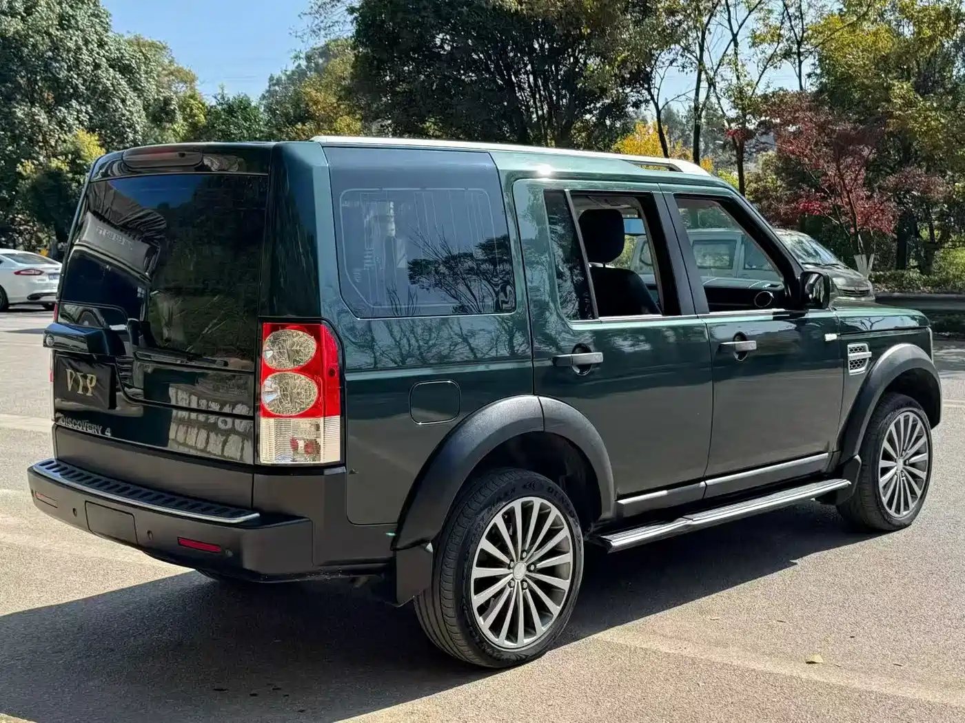 Land Rover Discovery 2011 2.7 TDV6 S Diesel фото 9