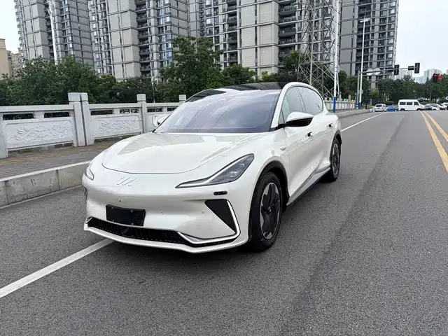 IM Motors IM LS7 2023 90kWh Elite AWD