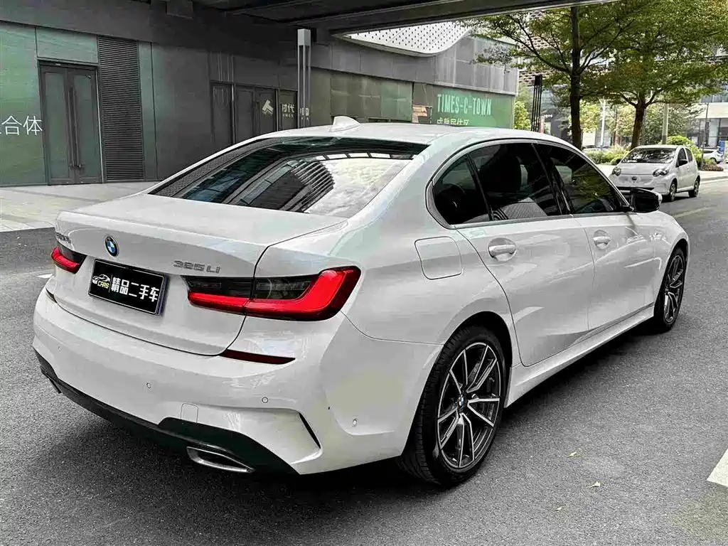 BMW 3 Series 2020 325Li M Sport Package фото 7