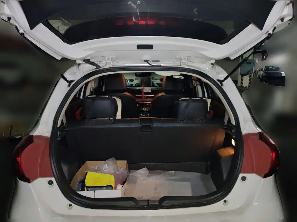 Haval H1 2015 2015 1.5L AMT Urban