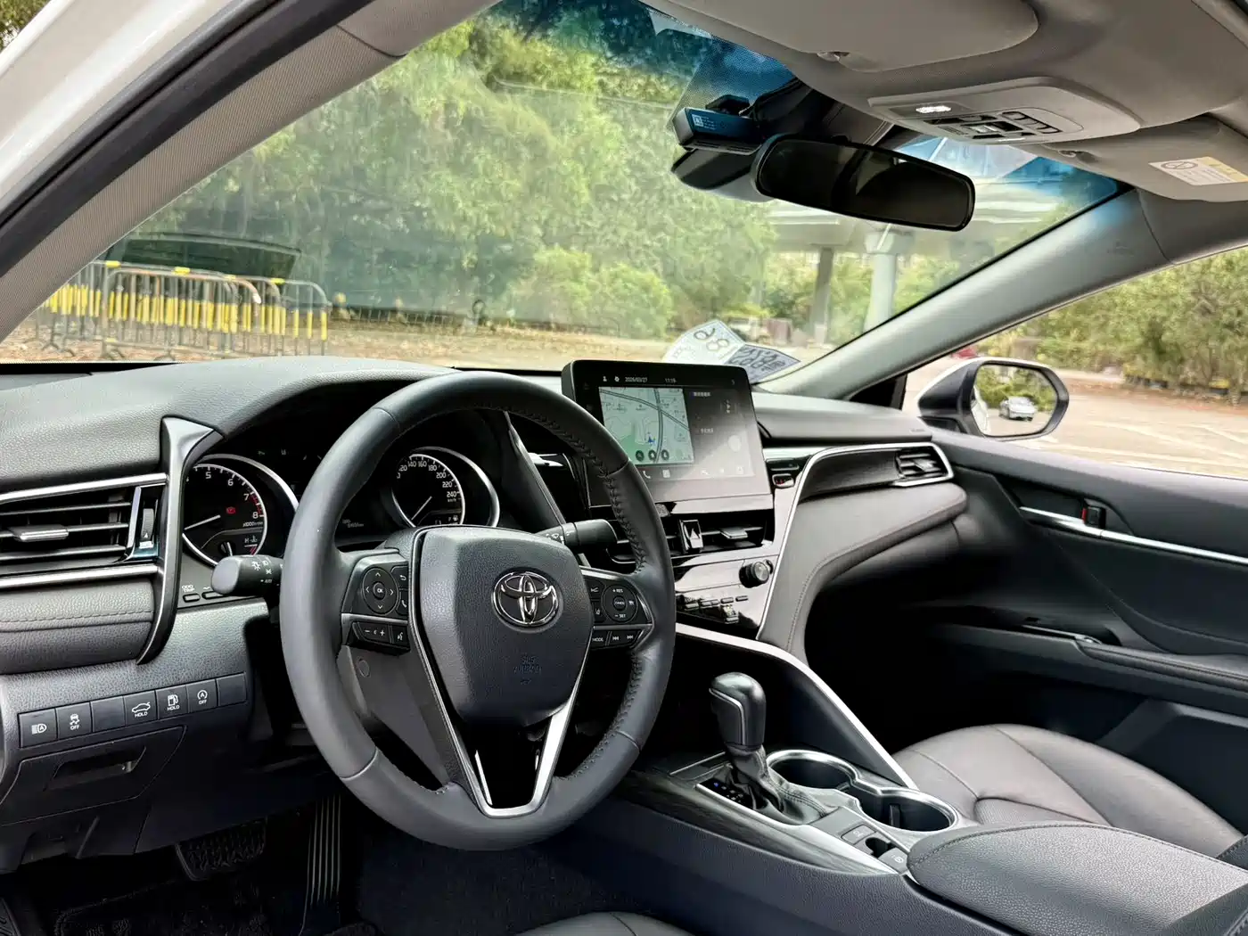 Toyota Camry 2021 2.0G Luxury Edition фото 10