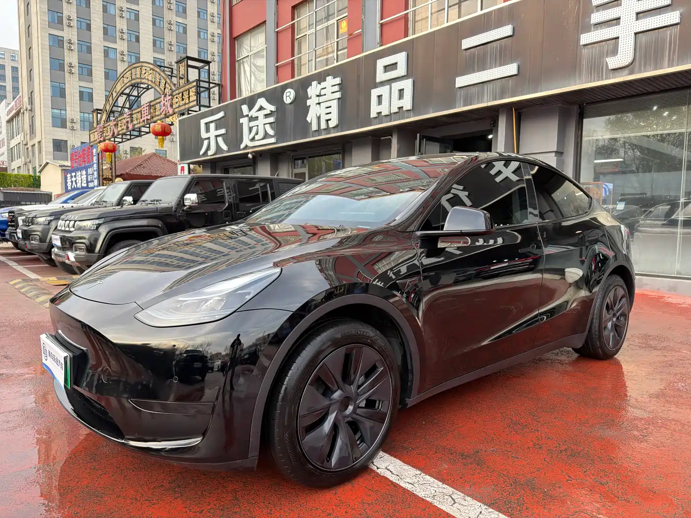 TESLA MODEL Y