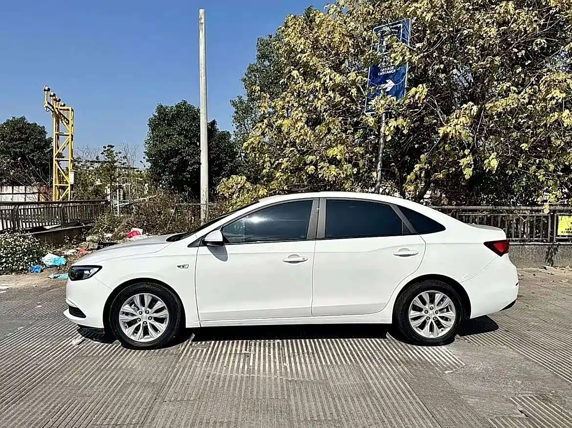 Buick Excelle 2018 18T Automatic Elite фото 5