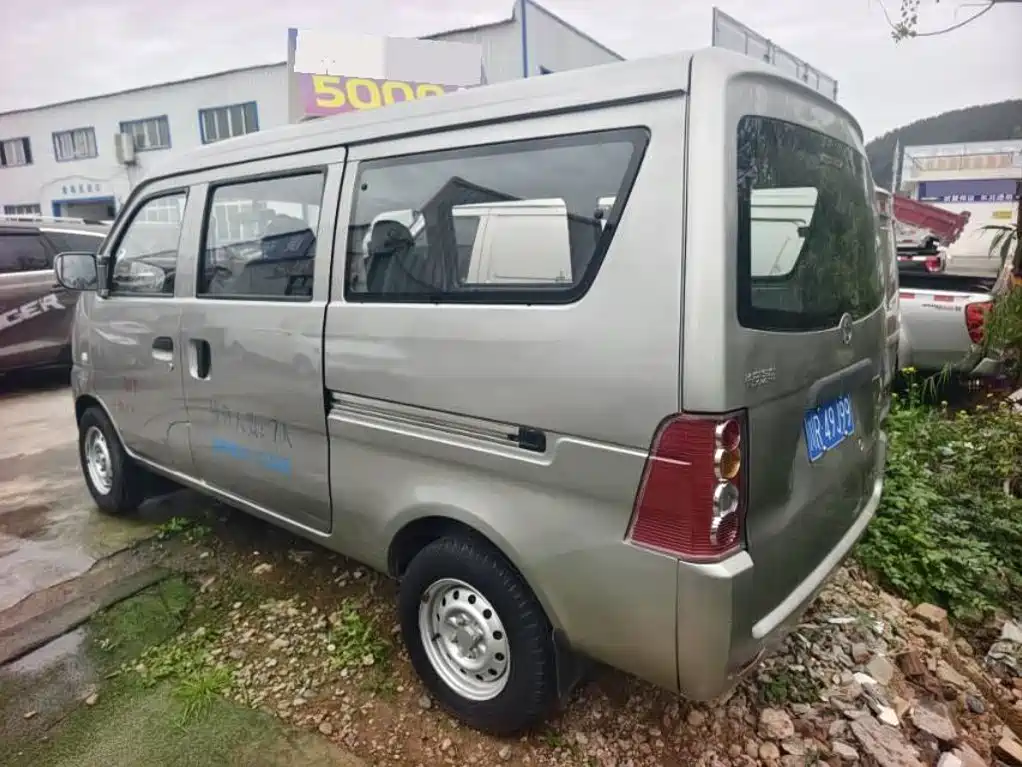 Changan Kuayue Changan V3 2019 2016 Model 1.2L Passenger Vehicle DK12-10