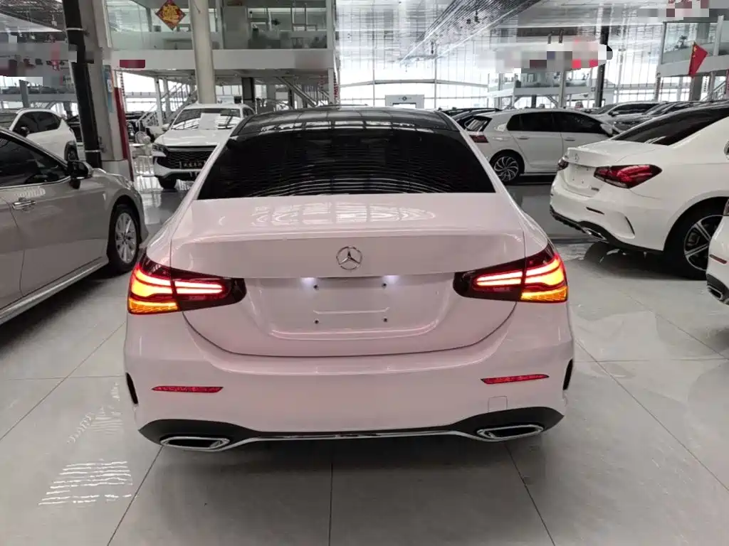 صورة 6 - Mercedes-Benz A-Class