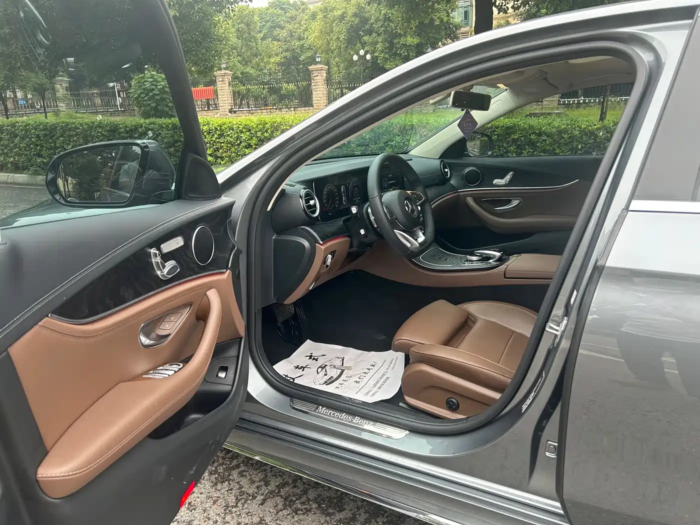 Mercedes-Benz E-Class 2016 E 200 L Sport Type фото 10