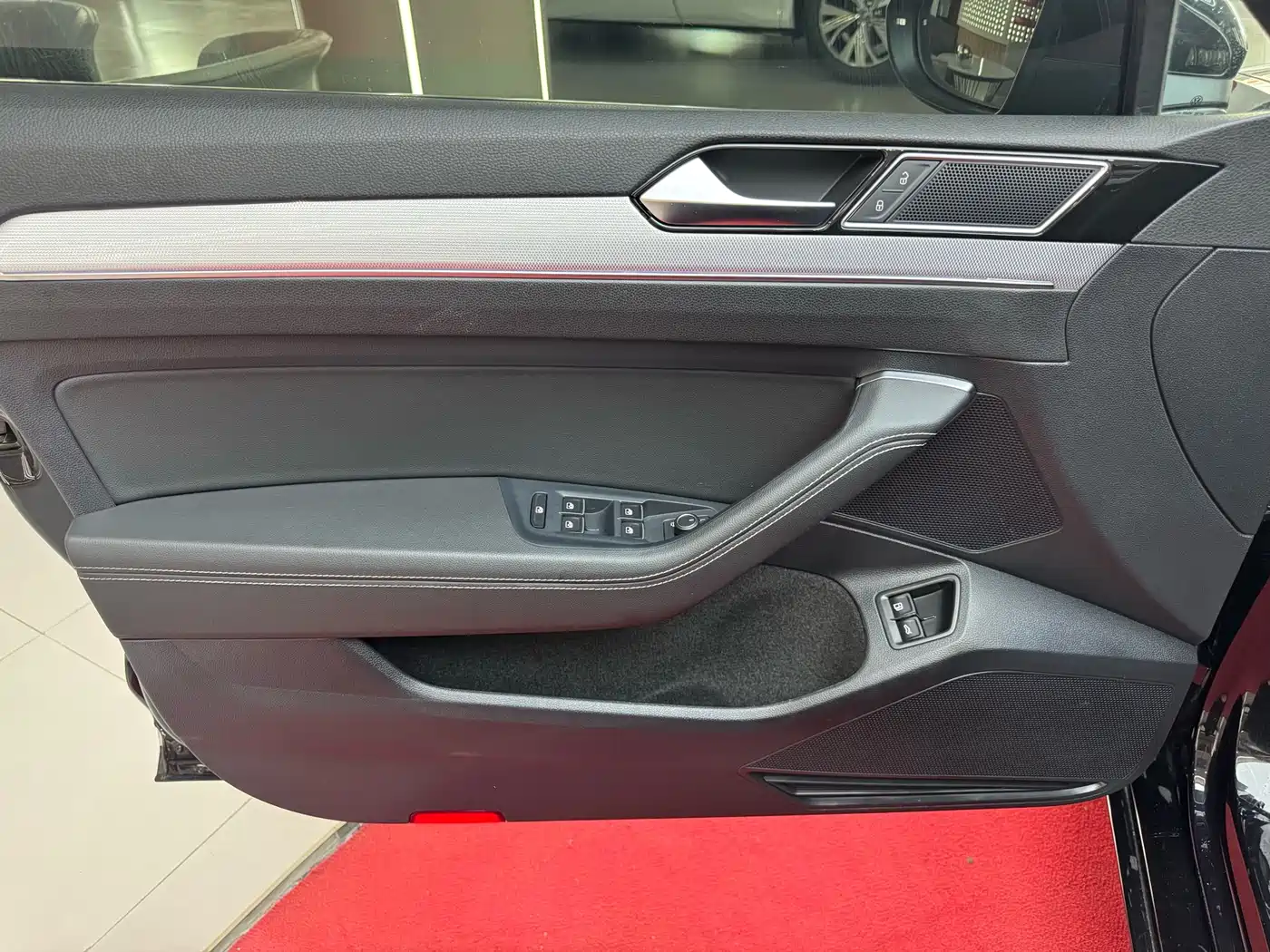 Volkswagen Magotan GTE Plug-in Hybrid 2022 GTE Luxury фото 12