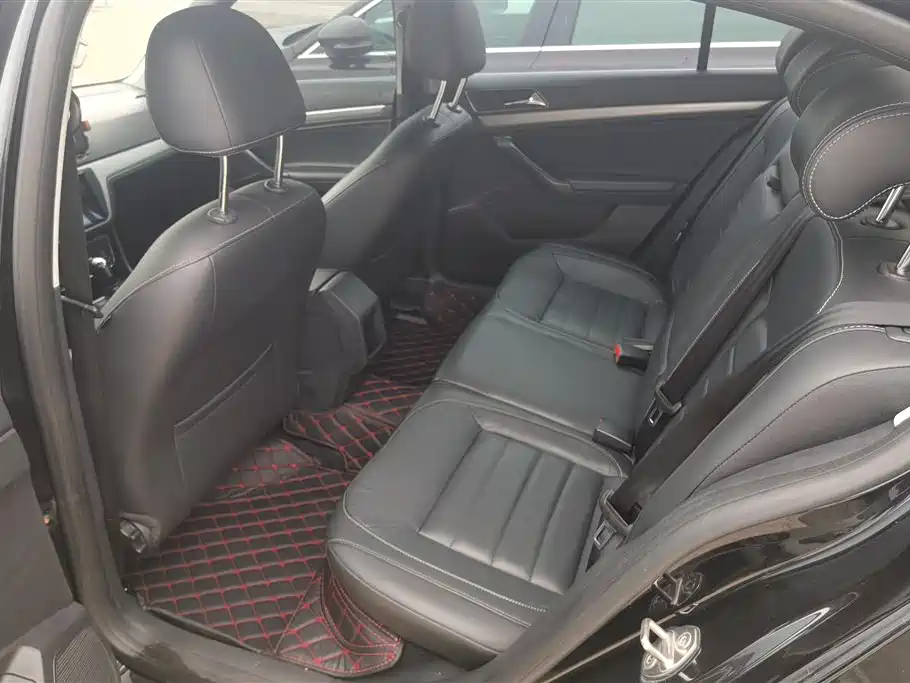 Volkswagen Lavida 2017 230TSI DSG Comfort Edition фото 11