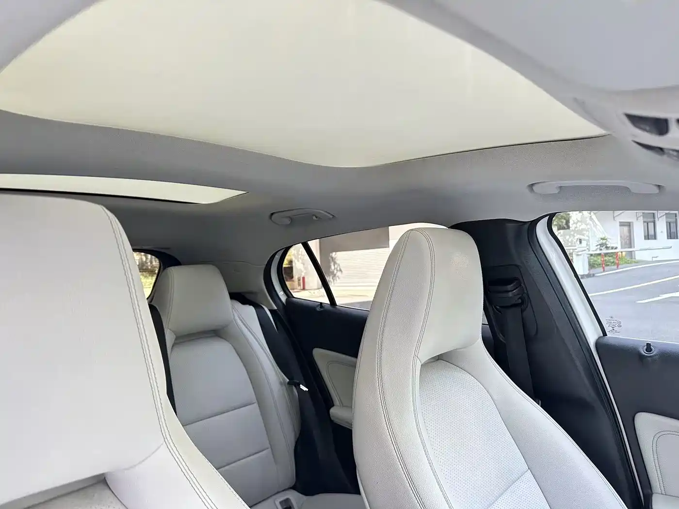 Mercedes-Benz GLA 2015 2015 GLA 200 Fashion