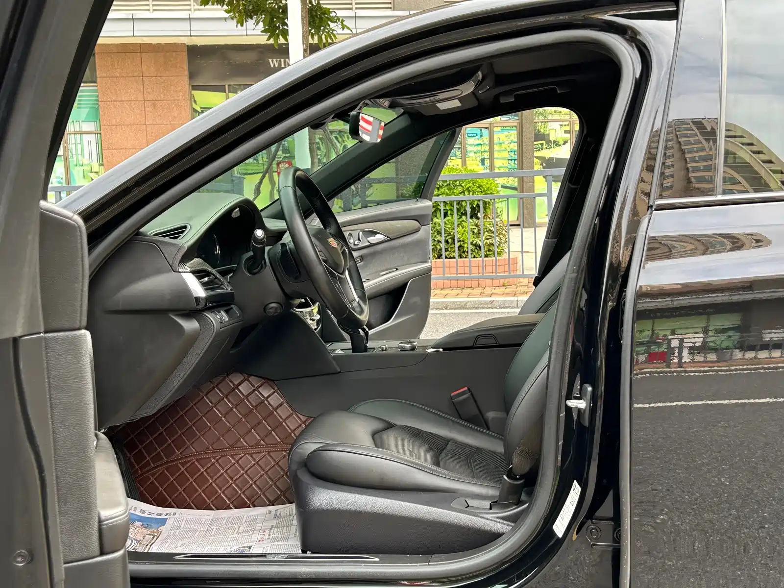 Фото 8 - Cadillac CT6