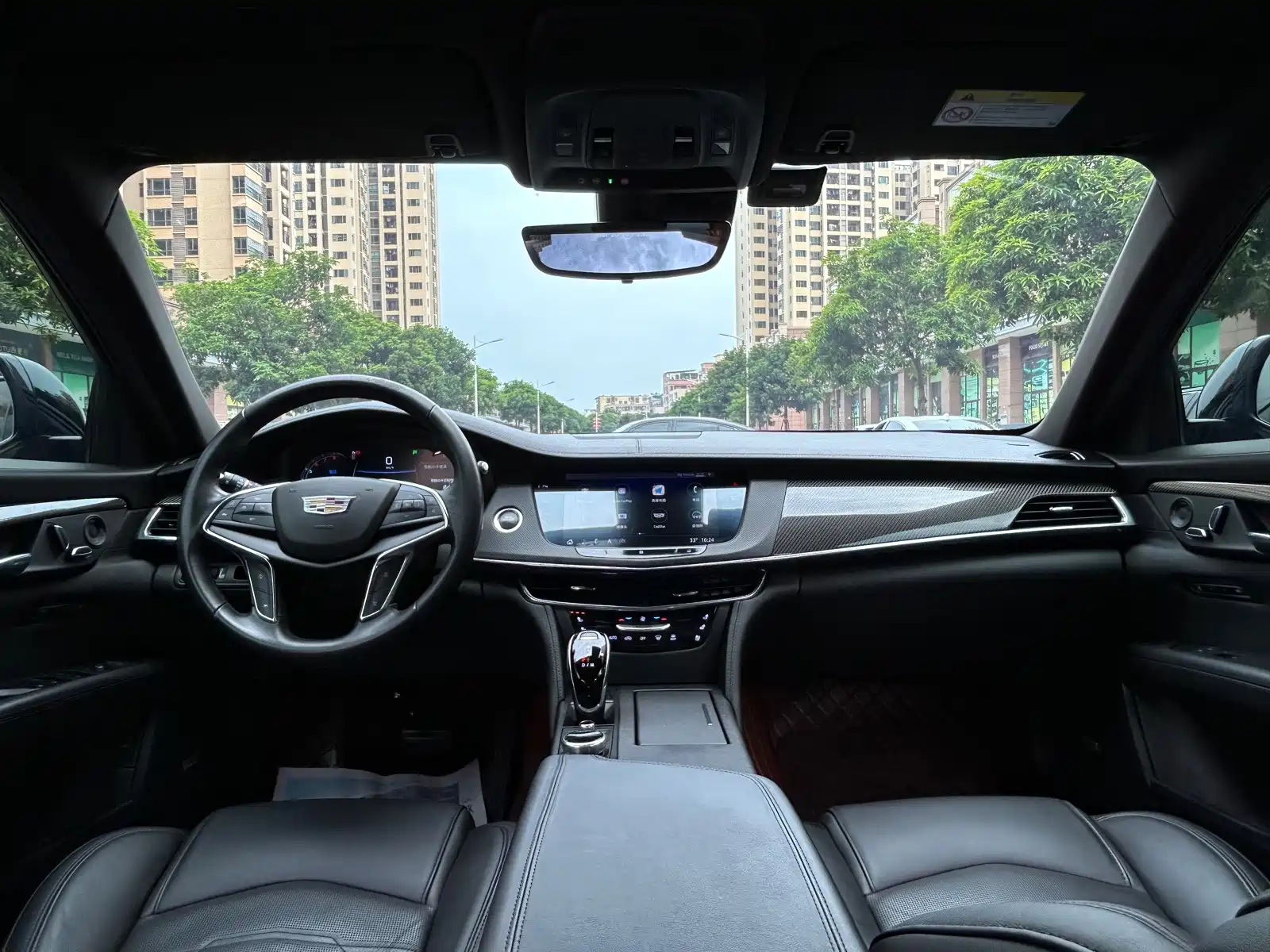Фото 21 - Cadillac CT6