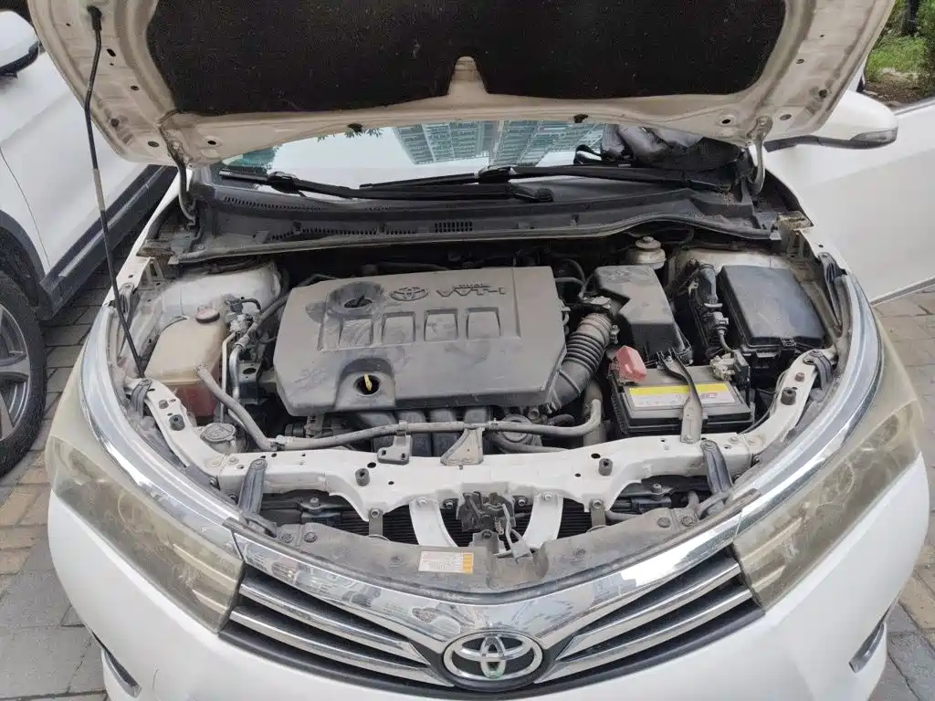 Фото 11 - Toyota Corolla