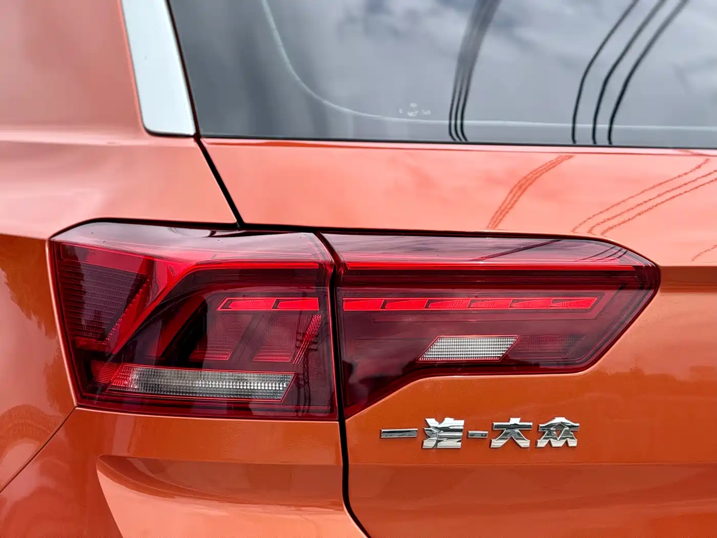 Volkswagen T-ROC 2018 230TSI DSG 2WD Progressive China VI фото 9