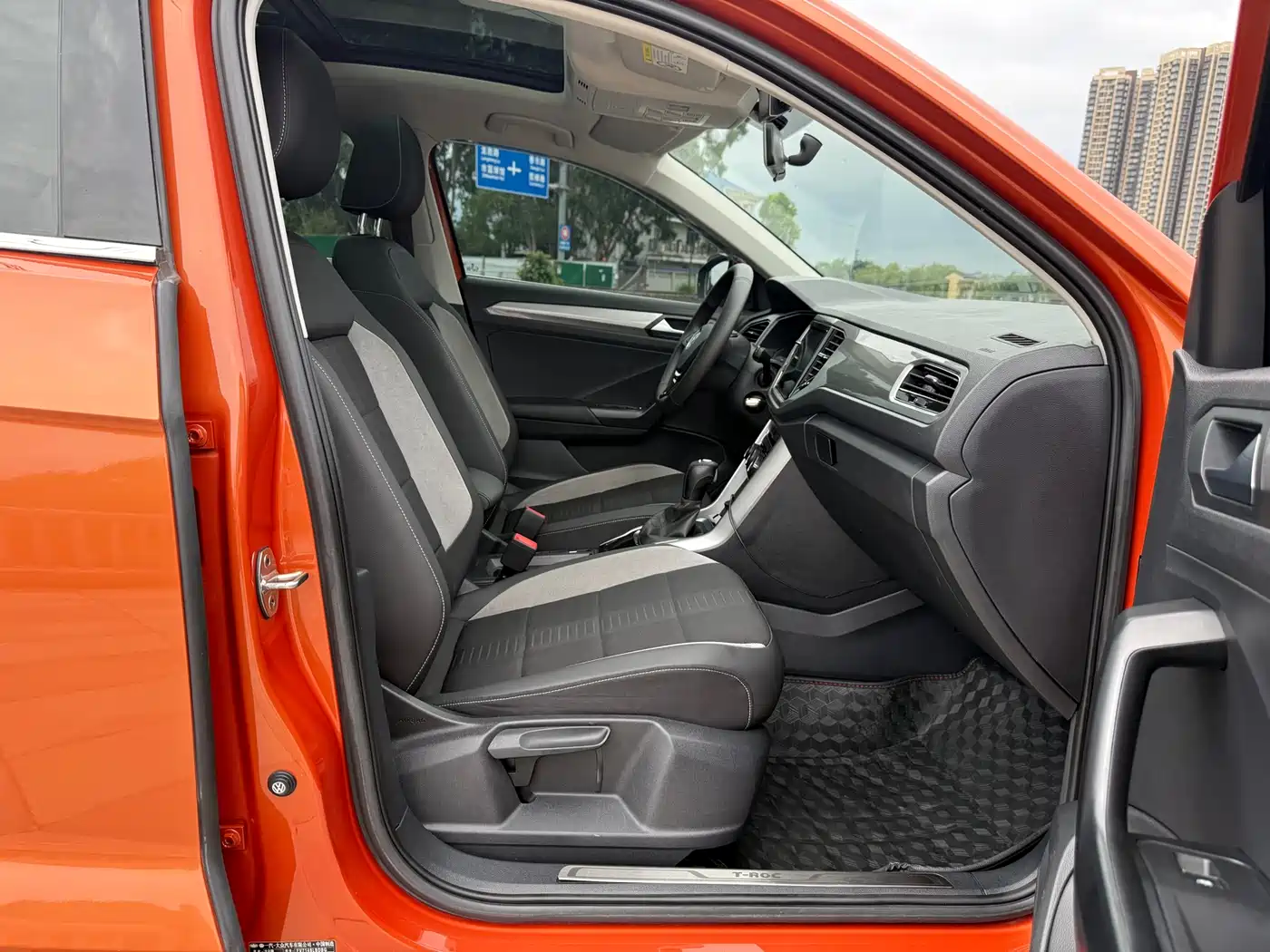 Volkswagen T-ROC 2018 230TSI DSG 2WD Progressive China VI фото 13