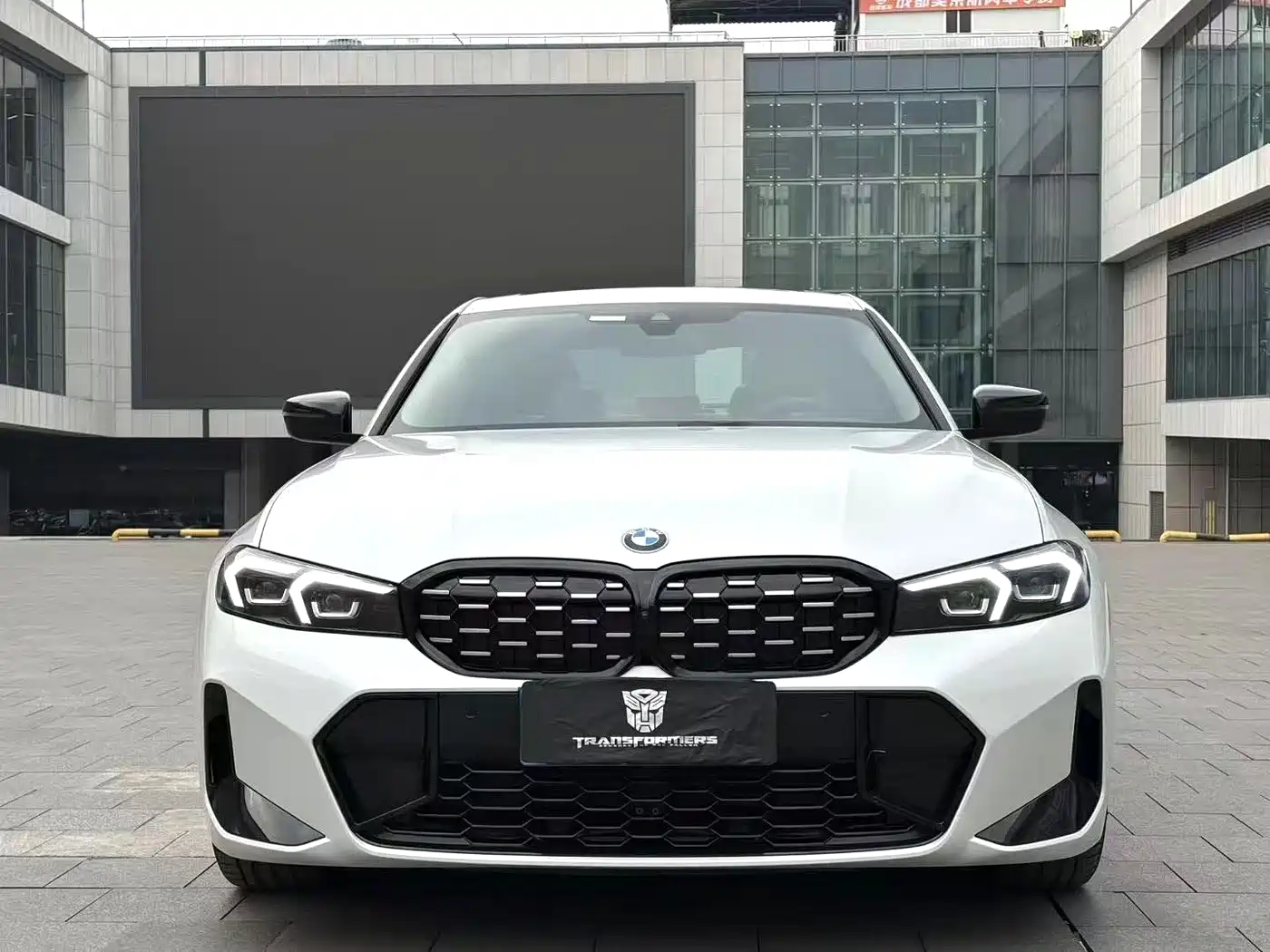 BMW 3 Series 2024 325Li M Sport Shadowline Package фото 2