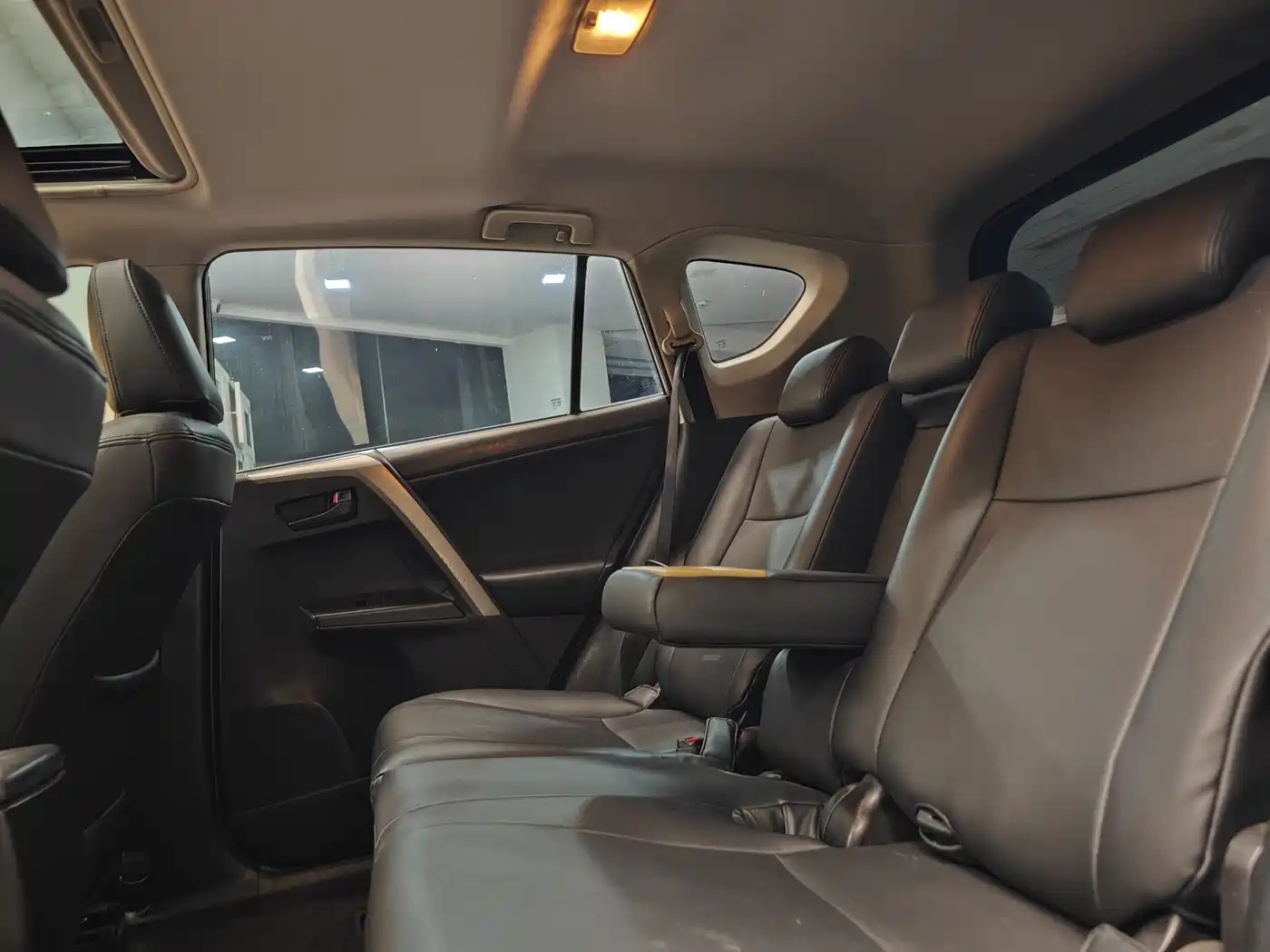 Toyota RAV4 Rongfang 2019 2.0L CVT 2WD Trend Edition China VI фото 22