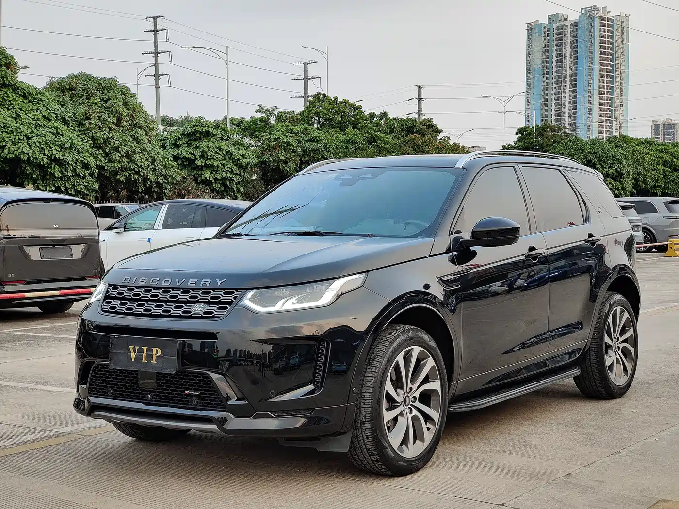 LAND ROVER DISCOVER SPORTS